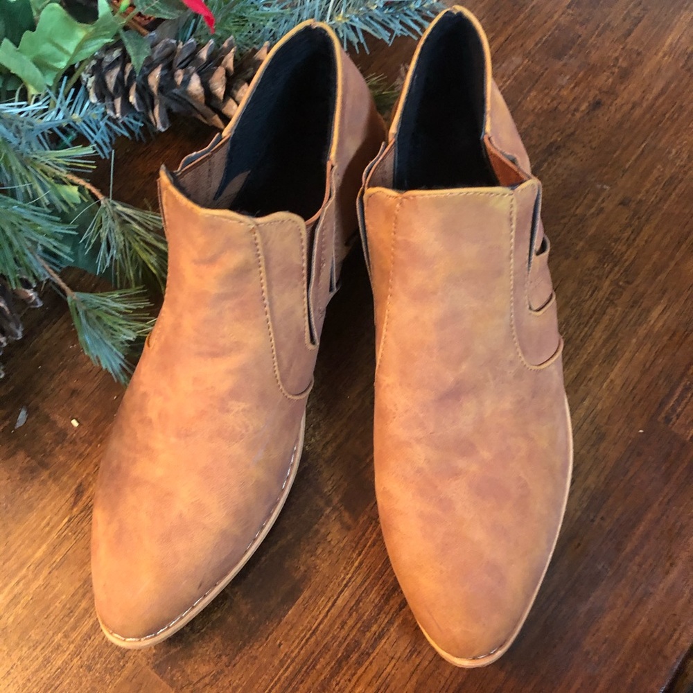 Leather booties - Picture 2 of 6